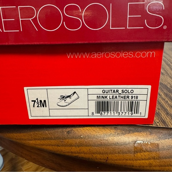AEROSOLES Women's Taupe Flats - Picture 9 of 9